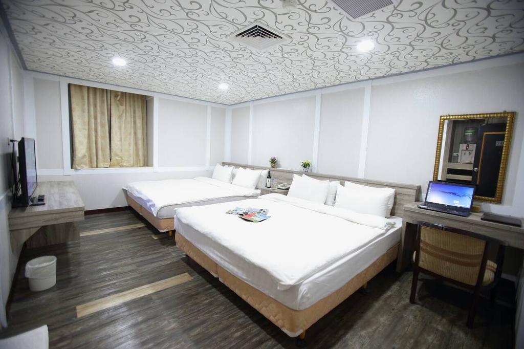 心園生活旅店 Xin Yuan Hotel Hsinchu City Room photo